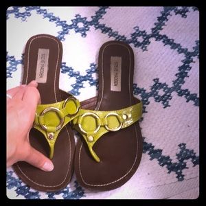 STEVE Madden Lime green dressy flip Size 8-8.5